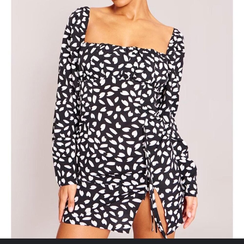 PrettyLittleThing Women’s Black Seed Print Mini Dress  4 Long Sleeve NWT